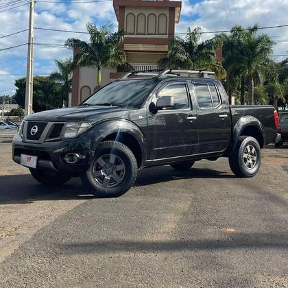 NISSAN FRONTIER 2.5 SV ATTACK 4X4 CD TURBO ELETRONIC DIESEL 4P AUTOMÁTICO